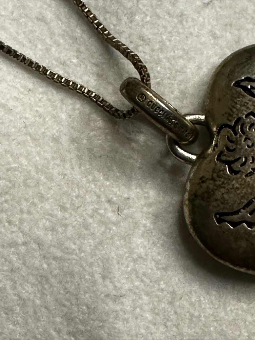 Gucci Silver Heart Blind For Love Pendant Necklace - Picture 4 of 5